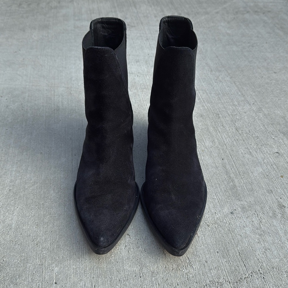 Frame Chelsea Black Suede Boots